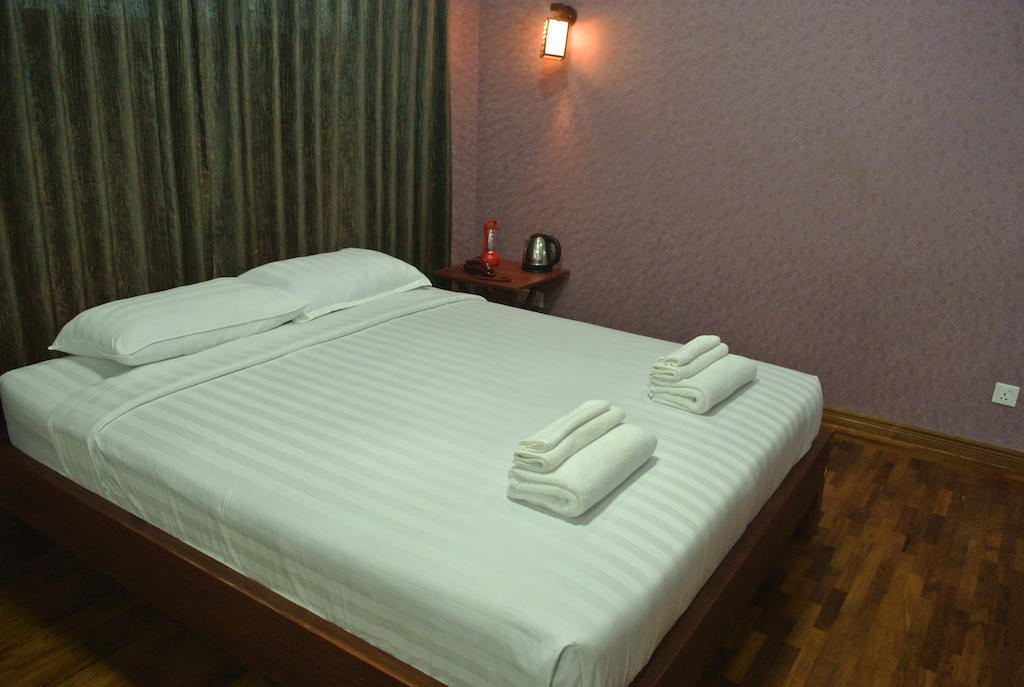 Yaewaddy Motel Gyogon Номер фото
